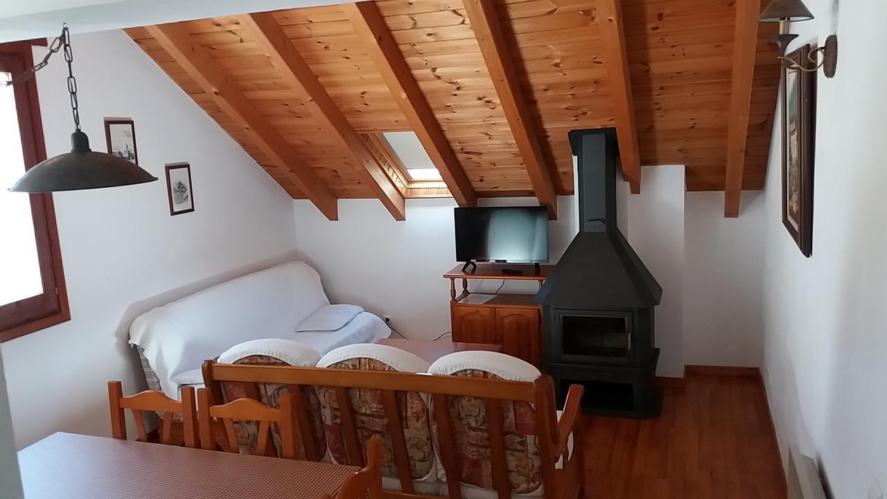 Apartaments Morello Esterri d'Àneu Kültér fotó