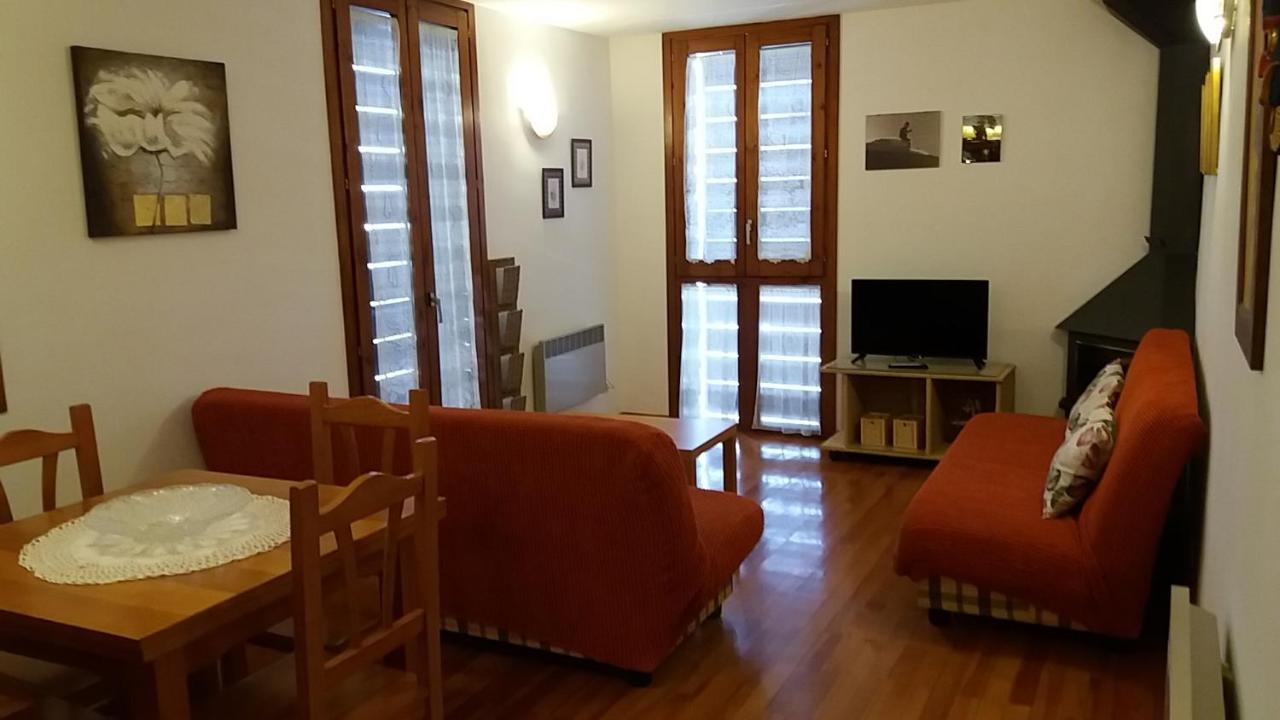 Apartaments Morello Esterri d'Àneu Kültér fotó