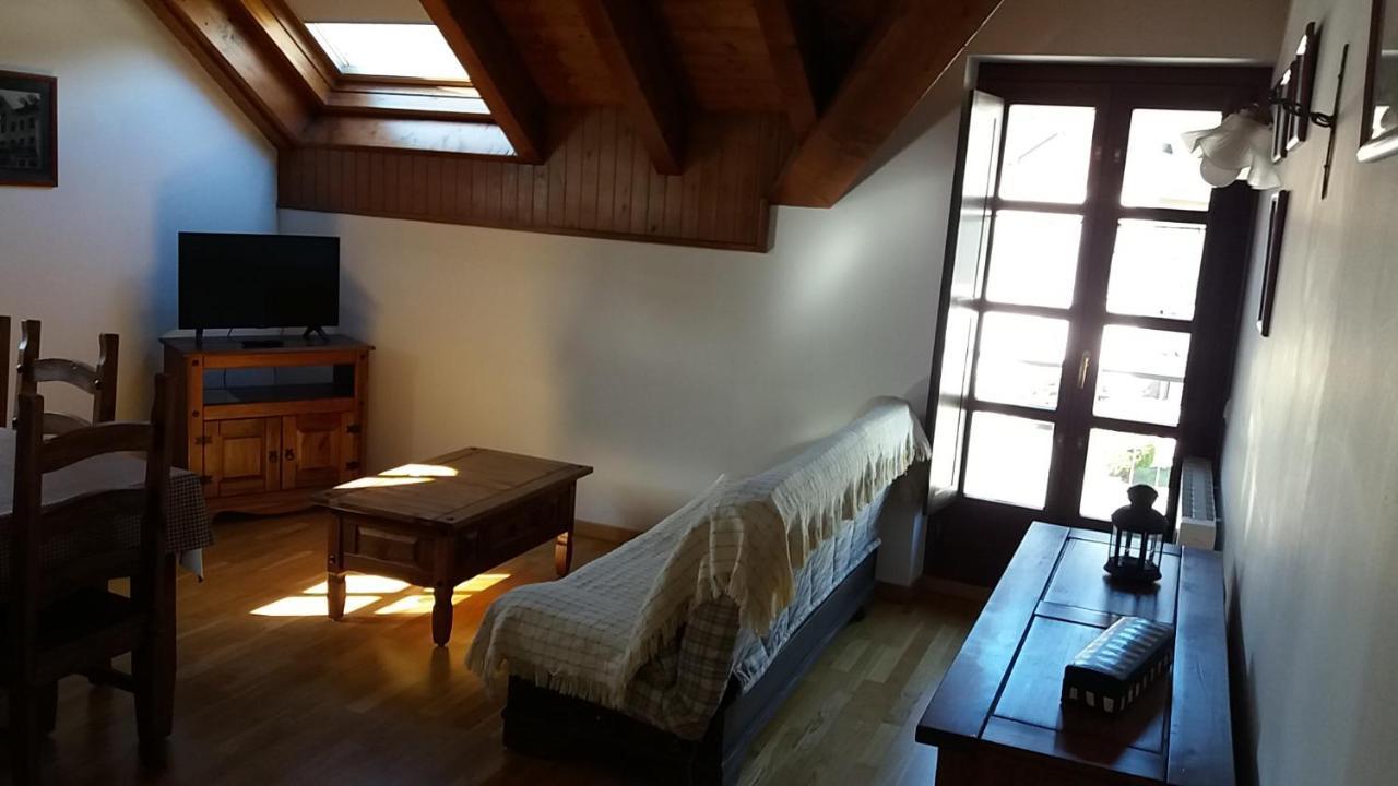 Apartaments Morello Esterri d'Àneu Kültér fotó